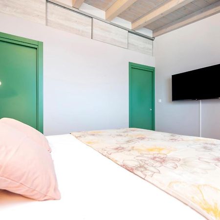 La Picia Apartment Ровин Екстериор снимка