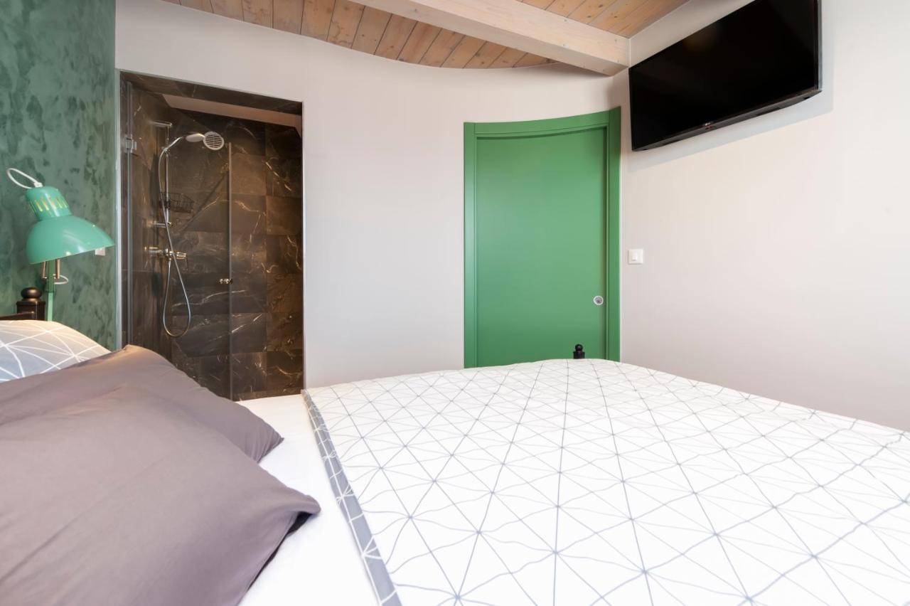 La Picia Apartment Ровин Екстериор снимка