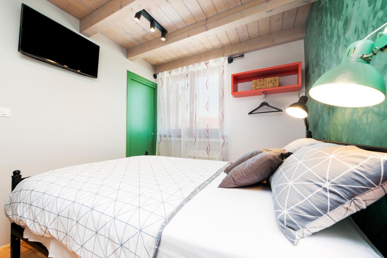 La Picia Apartment Ровин Екстериор снимка